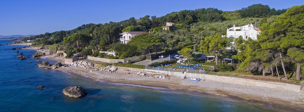 Villa Vignola Hotel Vasto Exterior photo